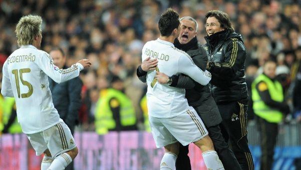 [德甲]迪亚斯双响凯恩破门 拜仁3-0法兰克福