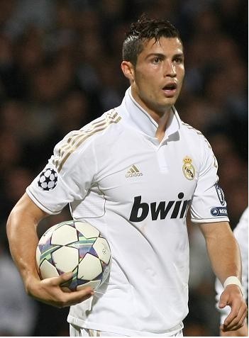 进球大战 比利亚雷亚尔战胜皇家社会