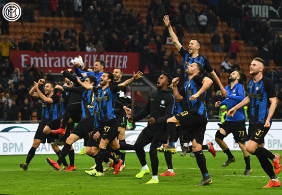 CBA：上海男篮主场告捷